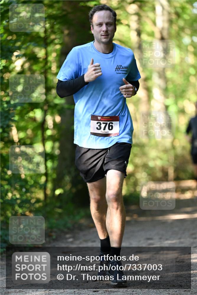 06.10.2024 - Bramfelder Halbmarathon 2024 Dr. Thomas Lammeyer http://msf.ph/oto/7337003 06.10.2024 10:18:33 Laufen 33, 376 meine-sportfotos.de