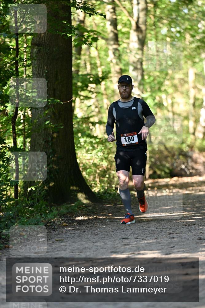 06.10.2024 - Bramfelder Halbmarathon 2024 Dr. Thomas Lammeyer http://msf.ph/oto/7337019 06.10.2024 10:18:40 Laufen 189 meine-sportfotos.de