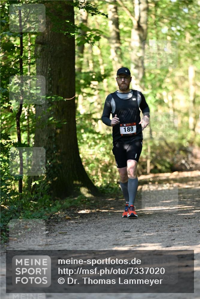 06.10.2024 - Bramfelder Halbmarathon 2024 Dr. Thomas Lammeyer http://msf.ph/oto/7337020 06.10.2024 10:18:40 Laufen 189 meine-sportfotos.de