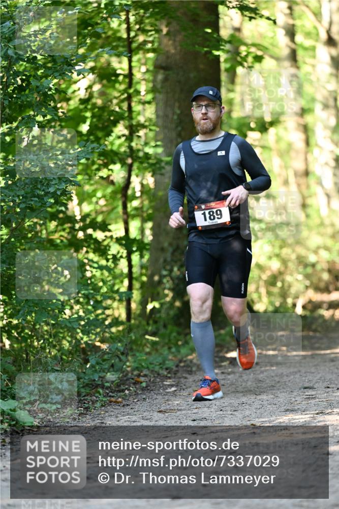 06.10.2024 - Bramfelder Halbmarathon 2024 Dr. Thomas Lammeyer http://msf.ph/oto/7337029 06.10.2024 10:18:41 Laufen 189 meine-sportfotos.de