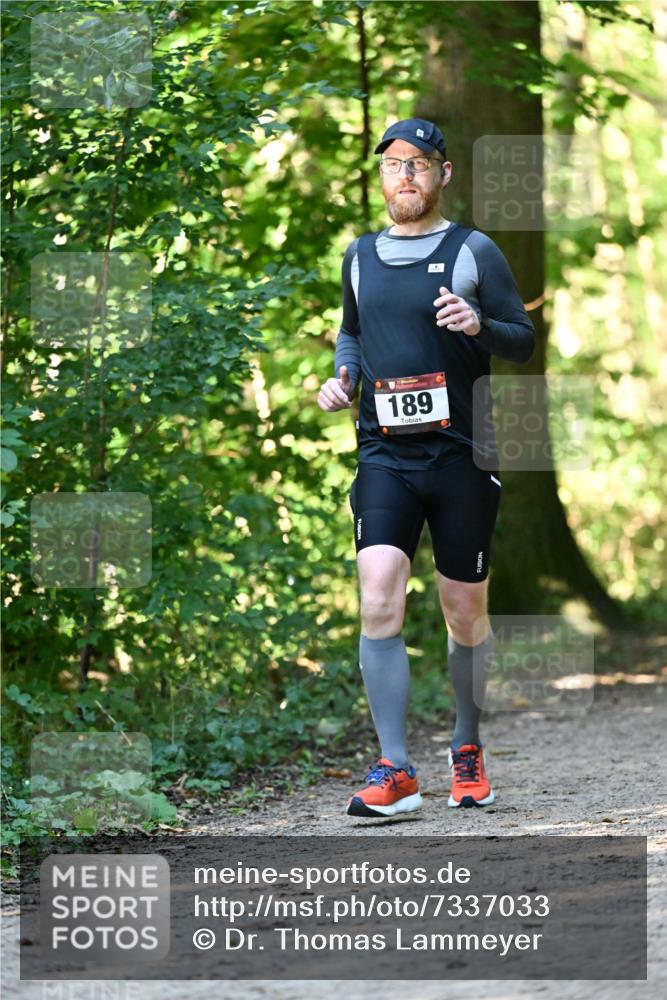 06.10.2024 - Bramfelder Halbmarathon 2024 Dr. Thomas Lammeyer http://msf.ph/oto/7337033 06.10.2024 10:18:41 Laufen 189 meine-sportfotos.de