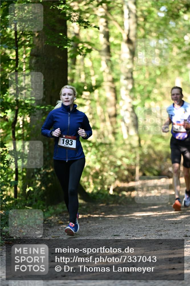 06.10.2024 - Bramfelder Halbmarathon 2024 Dr. Thomas Lammeyer http://msf.ph/oto/7337043 06.10.2024 10:18:55 Laufen 193 meine-sportfotos.de