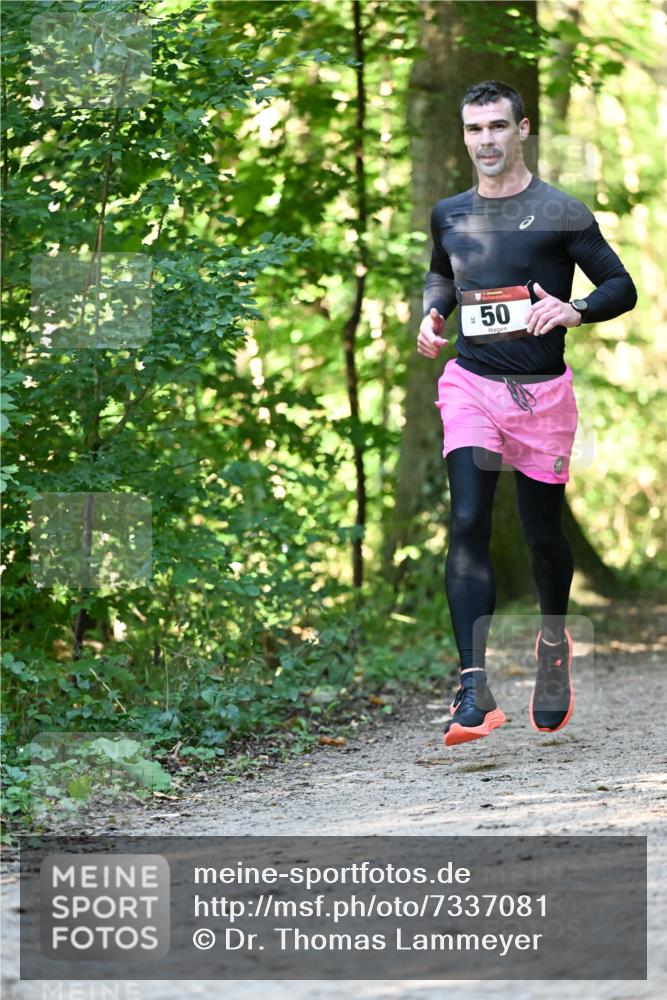 06.10.2024 - Bramfelder Halbmarathon 2024 Dr. Thomas Lammeyer http://msf.ph/oto/7337081 06.10.2024 10:19:25 Laufen 39, 50 meine-sportfotos.de