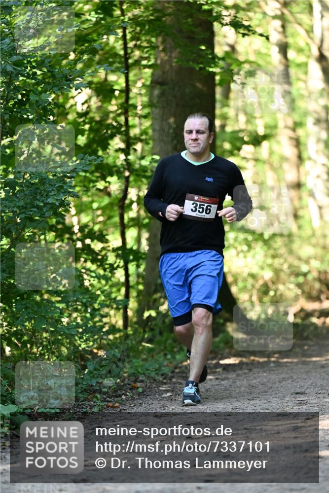 06.10.2024 - Bramfelder Halbmarathon 2024 Dr. Thomas Lammeyer http://msf.ph/oto/7337101 06.10.2024 10:19:36 Laufen 356 meine-sportfotos.de