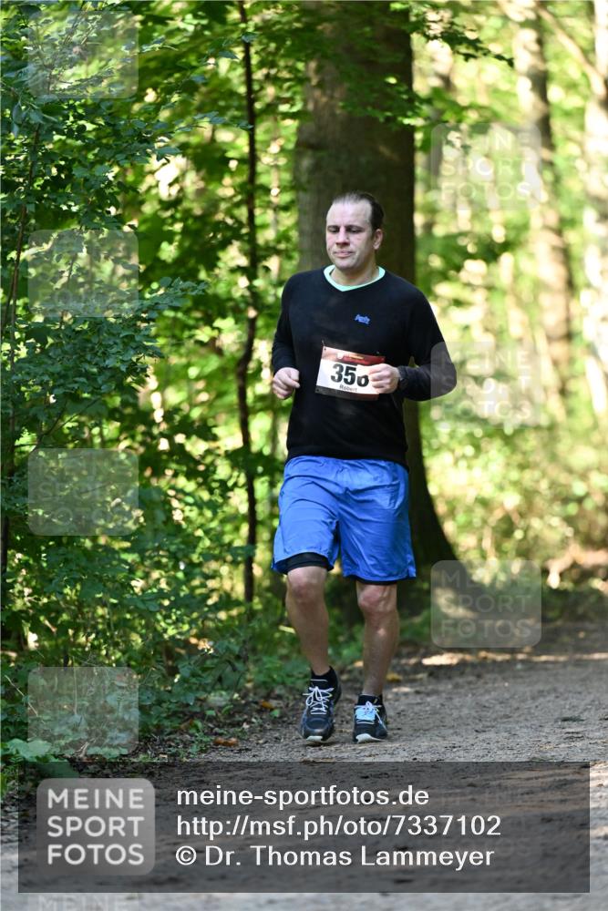 06.10.2024 - Bramfelder Halbmarathon 2024 Dr. Thomas Lammeyer http://msf.ph/oto/7337102 06.10.2024 10:19:36 Laufen 350 meine-sportfotos.de