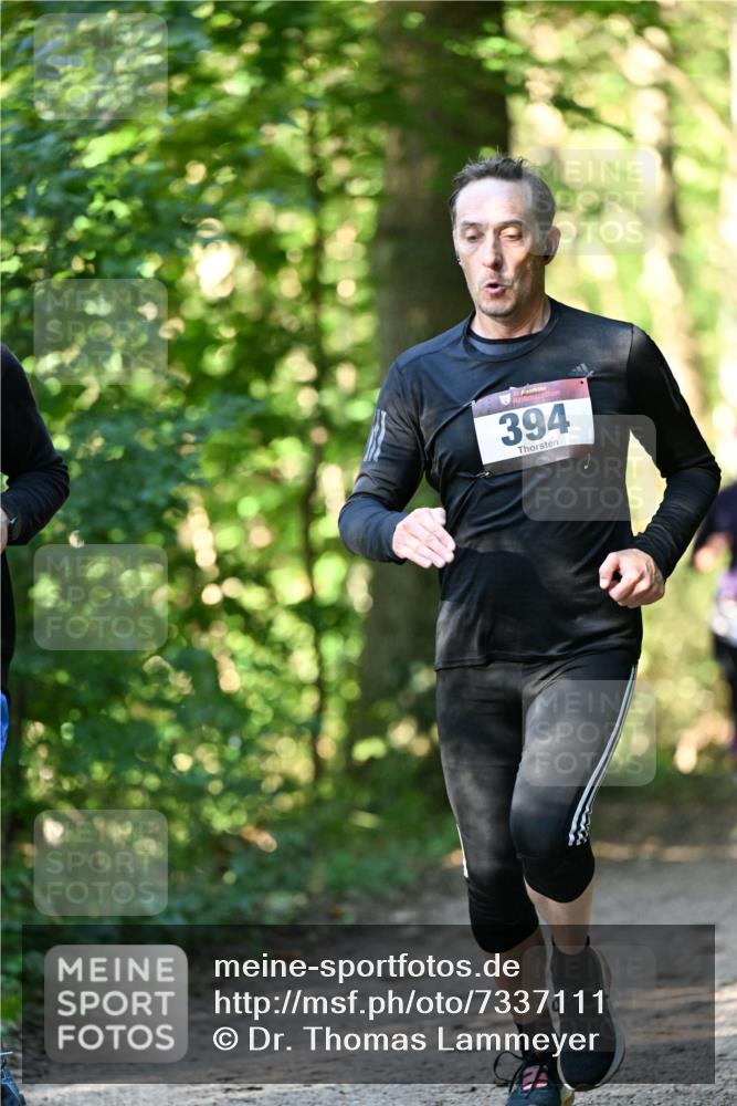 06.10.2024 - Bramfelder Halbmarathon 2024 Dr. Thomas Lammeyer http://msf.ph/oto/7337111 06.10.2024 10:19:38 Laufen 394 meine-sportfotos.de