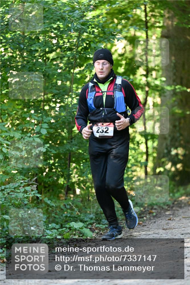06.10.2024 - Bramfelder Halbmarathon 2024 Dr. Thomas Lammeyer http://msf.ph/oto/7337147 06.10.2024 10:19:49 Laufen 232, 3 meine-sportfotos.de