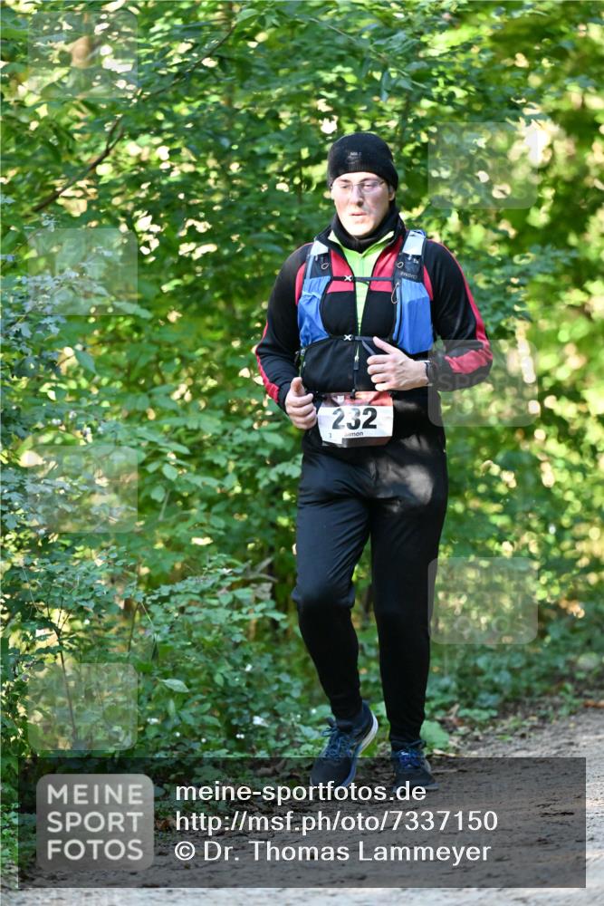 06.10.2024 - Bramfelder Halbmarathon 2024 Dr. Thomas Lammeyer http://msf.ph/oto/7337150 06.10.2024 10:19:50 Laufen 232, 3 meine-sportfotos.de