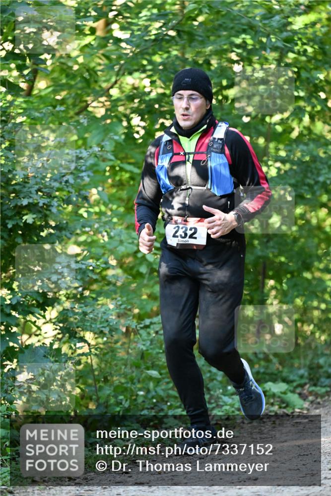 06.10.2024 - Bramfelder Halbmarathon 2024 Dr. Thomas Lammeyer http://msf.ph/oto/7337152 06.10.2024 10:19:50 Laufen 232 meine-sportfotos.de