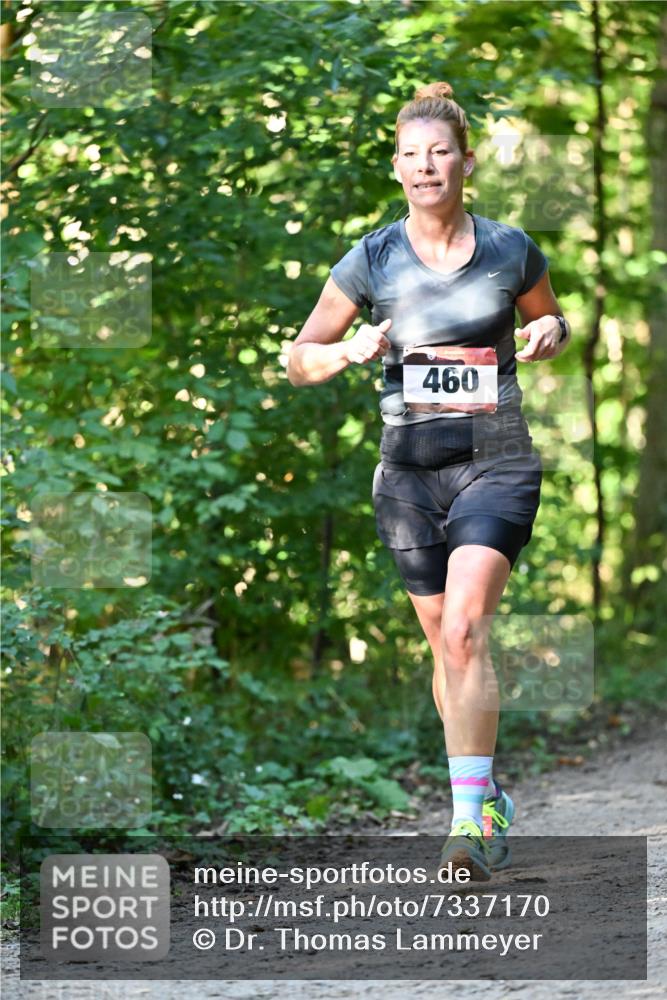 06.10.2024 - Bramfelder Halbmarathon 2024 Dr. Thomas Lammeyer http://msf.ph/oto/7337170 06.10.2024 10:20:04 Laufen 460 meine-sportfotos.de