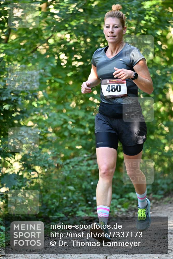 06.10.2024 - Bramfelder Halbmarathon 2024 Dr. Thomas Lammeyer http://msf.ph/oto/7337173 06.10.2024 10:20:05 Laufen 33, 460 meine-sportfotos.de