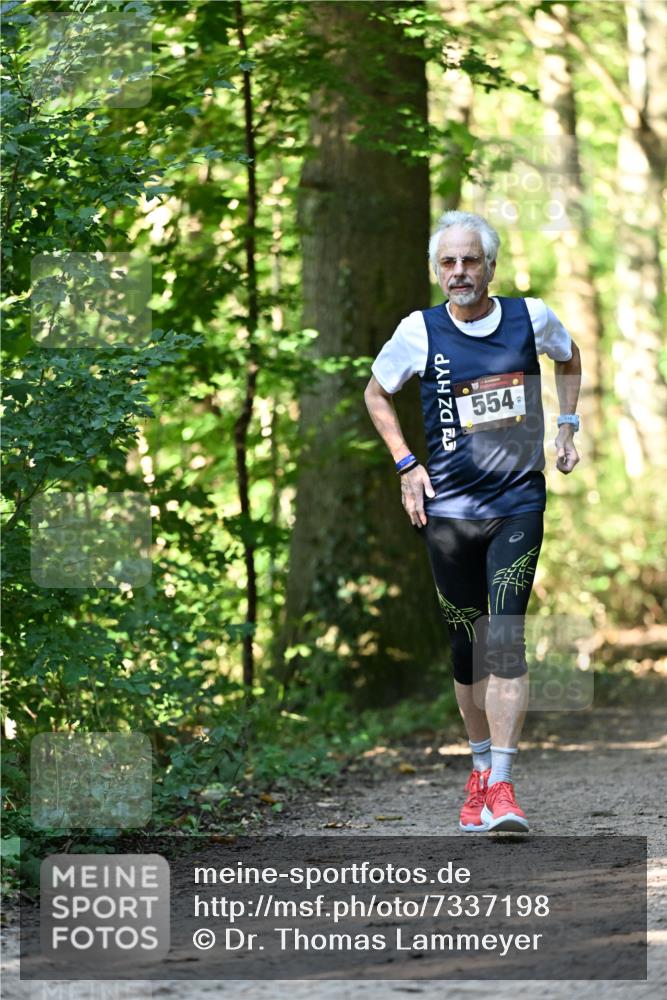 06.10.2024 - Bramfelder Halbmarathon 2024 Dr. Thomas Lammeyer http://msf.ph/oto/7337198 06.10.2024 10:20:13 Laufen 93 meine-sportfotos.de