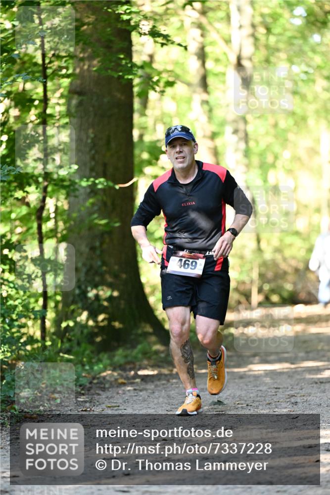06.10.2024 - Bramfelder Halbmarathon 2024 Dr. Thomas Lammeyer http://msf.ph/oto/7337228 06.10.2024 10:20:20 Laufen 2, 469 meine-sportfotos.de