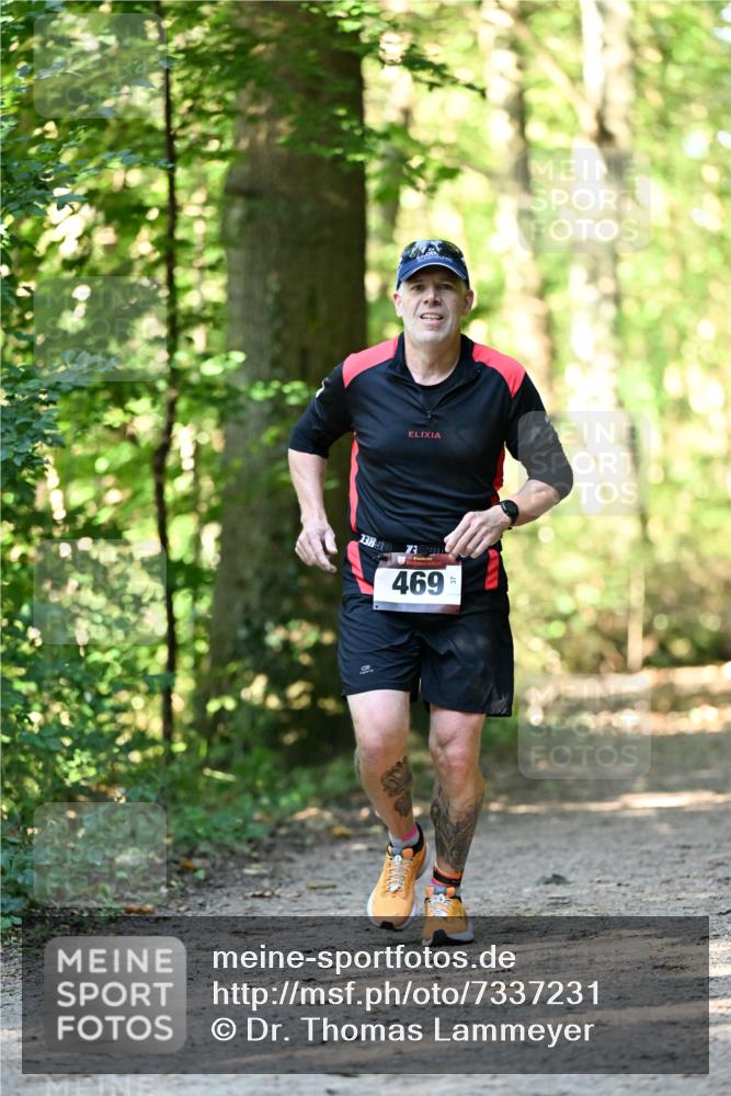 06.10.2024 - Bramfelder Halbmarathon 2024 Dr. Thomas Lammeyer http://msf.ph/oto/7337231 06.10.2024 10:20:21 Laufen 138, 469 meine-sportfotos.de