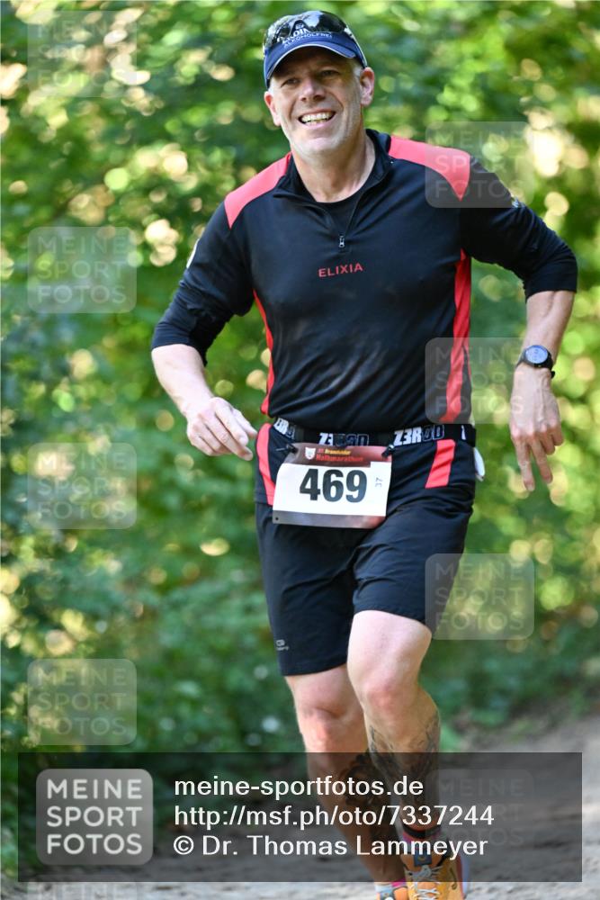 06.10.2024 - Bramfelder Halbmarathon 2024 Dr. Thomas Lammeyer http://msf.ph/oto/7337244 06.10.2024 10:20:23 Laufen 469, 3 meine-sportfotos.de
