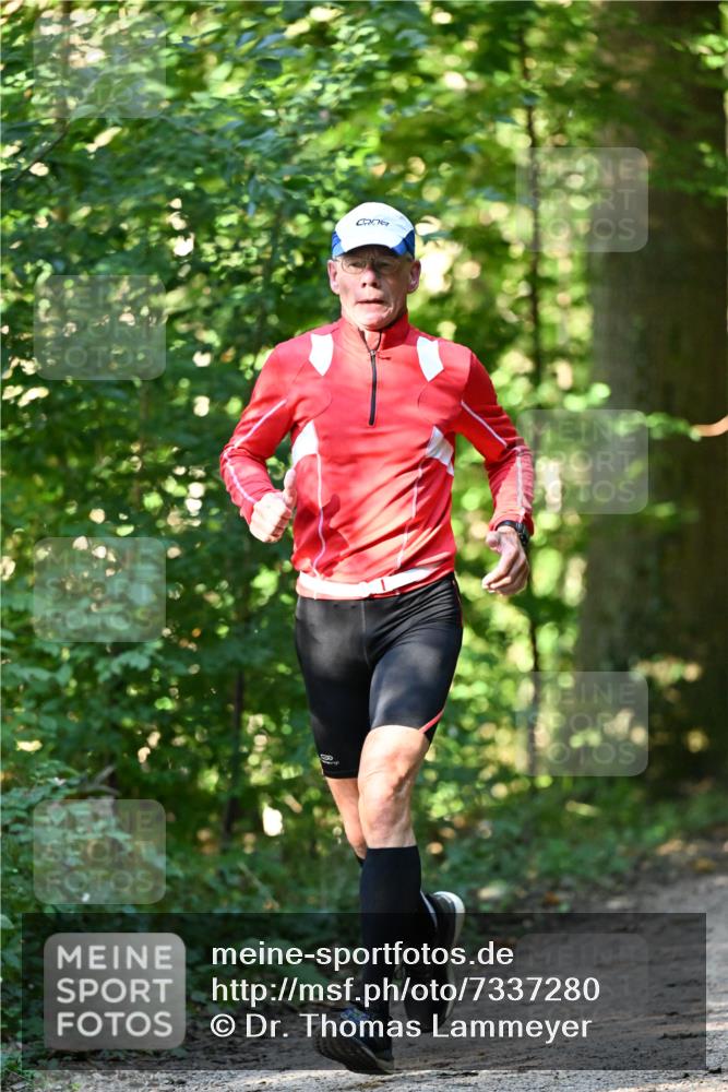 06.10.2024 - Bramfelder Halbmarathon 2024 Dr. Thomas Lammeyer http://msf.ph/oto/7337280 06.10.2024 10:20:36 Laufen  meine-sportfotos.de