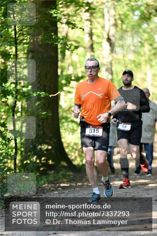 06.10.2024 - Bramfelder Halbmarathon 2024 Dr. Thomas Lammeyer http://msf.ph/oto/7337293 06.10.2024 10:20:42 Laufen 515, 16 meine-sportfotos.de