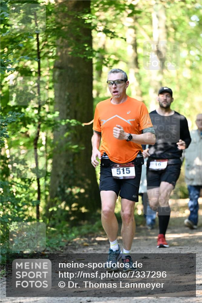 06.10.2024 - Bramfelder Halbmarathon 2024 Dr. Thomas Lammeyer http://msf.ph/oto/7337296 06.10.2024 10:20:42 Laufen 515, 16 meine-sportfotos.de