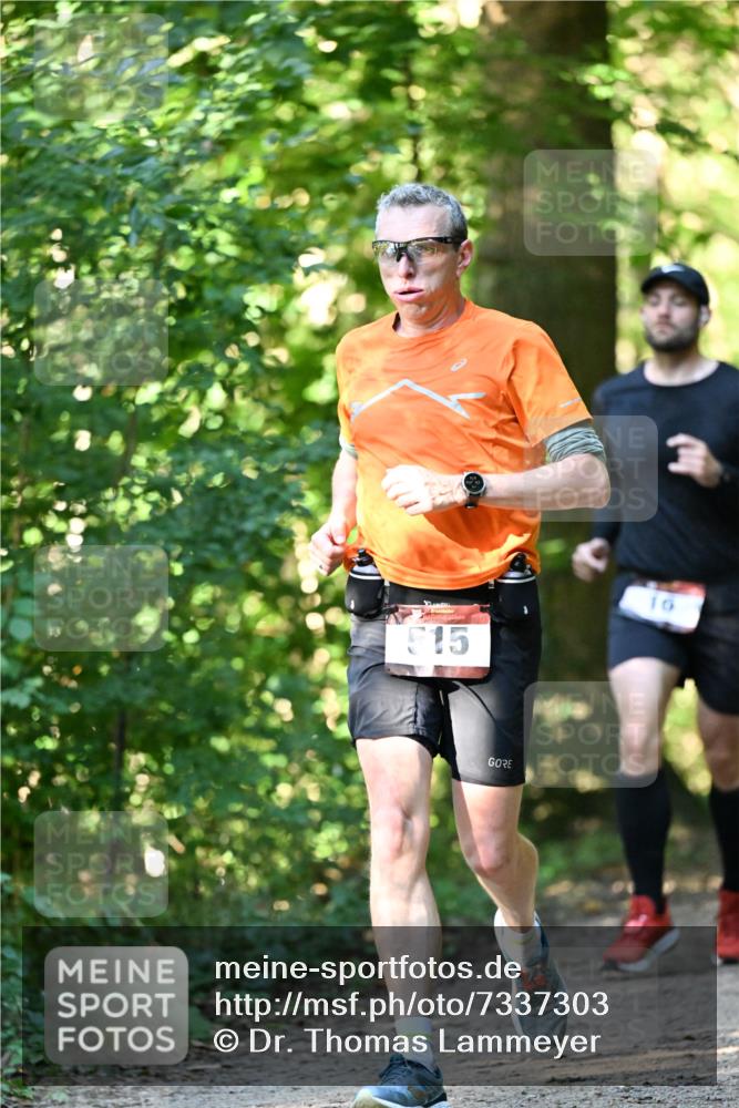 06.10.2024 - Bramfelder Halbmarathon 2024 Dr. Thomas Lammeyer http://msf.ph/oto/7337303 06.10.2024 10:20:43 Laufen 515, 16 meine-sportfotos.de