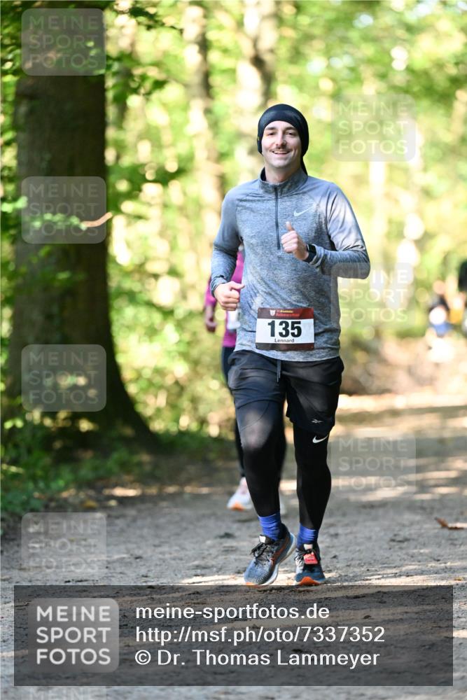 06.10.2024 - Bramfelder Halbmarathon 2024 Dr. Thomas Lammeyer http://msf.ph/oto/7337352 06.10.2024 10:21:01 Laufen 135 meine-sportfotos.de