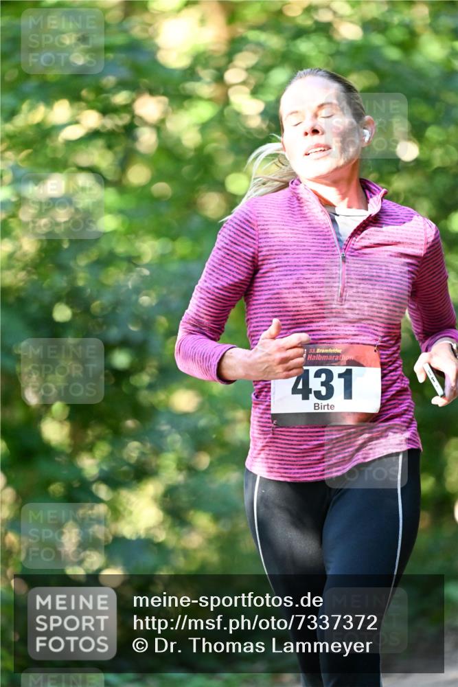 06.10.2024 - Bramfelder Halbmarathon 2024 Dr. Thomas Lammeyer http://msf.ph/oto/7337372 06.10.2024 10:21:04 Laufen 33, 431 meine-sportfotos.de