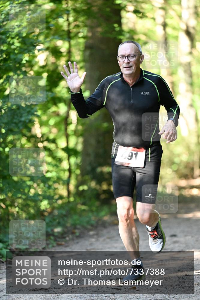 06.10.2024 - Bramfelder Halbmarathon 2024 Dr. Thomas Lammeyer http://msf.ph/oto/7337388 06.10.2024 10:21:08 Laufen 91 meine-sportfotos.de