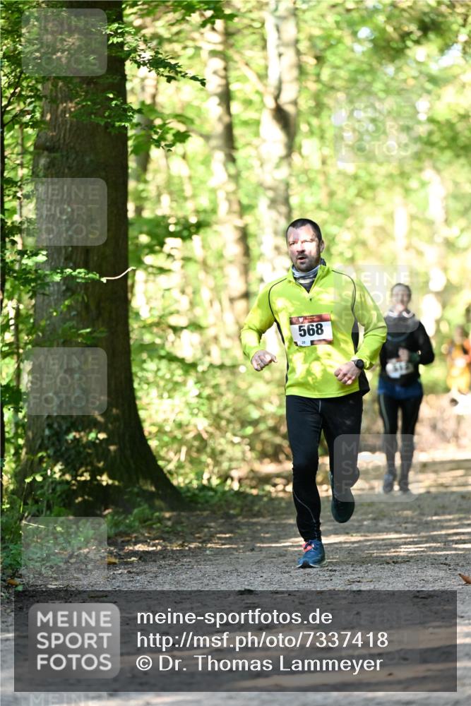 06.10.2024 - Bramfelder Halbmarathon 2024 Dr. Thomas Lammeyer http://msf.ph/oto/7337418 06.10.2024 10:21:15 Laufen 568 meine-sportfotos.de