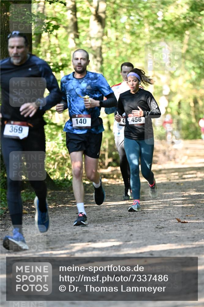 06.10.2024 - Bramfelder Halbmarathon 2024 Dr. Thomas Lammeyer http://msf.ph/oto/7337486 06.10.2024 10:21:35 Laufen 140, 4456, 369 meine-sportfotos.de