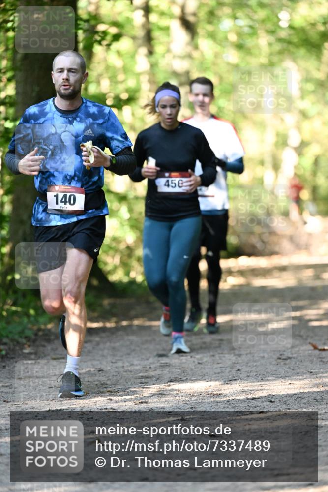 06.10.2024 - Bramfelder Halbmarathon 2024 Dr. Thomas Lammeyer http://msf.ph/oto/7337489 06.10.2024 10:21:36 Laufen 140, 456 meine-sportfotos.de