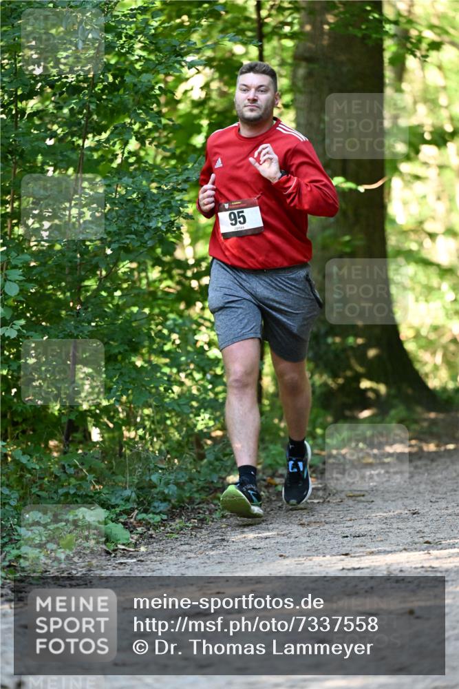 06.10.2024 - Bramfelder Halbmarathon 2024 Dr. Thomas Lammeyer http://msf.ph/oto/7337558 06.10.2024 10:22:06 Laufen 95 meine-sportfotos.de