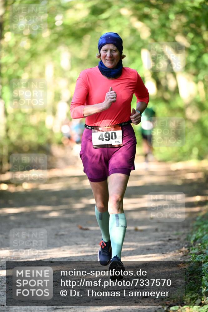06.10.2024 - Bramfelder Halbmarathon 2024 Dr. Thomas Lammeyer http://msf.ph/oto/7337570 06.10.2024 10:22:08 Laufen 490, 108 meine-sportfotos.de