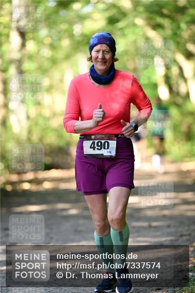 06.10.2024 - Bramfelder Halbmarathon 2024 Dr. Thomas Lammeyer http://msf.ph/oto/7337574 06.10.2024 10:22:08 Laufen 490, 108 meine-sportfotos.de