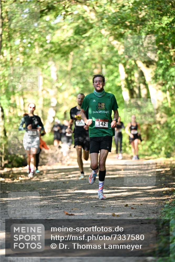 06.10.2024 - Bramfelder Halbmarathon 2024 Dr. Thomas Lammeyer http://msf.ph/oto/7337580 06.10.2024 10:22:13 Laufen 551, 142 meine-sportfotos.de