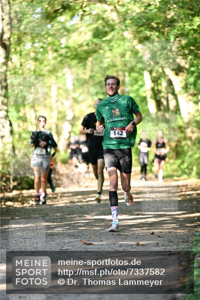 06.10.2024 - Bramfelder Halbmarathon 2024 Dr. Thomas Lammeyer http://msf.ph/oto/7337582 06.10.2024 10:22:13 Laufen 142 meine-sportfotos.de