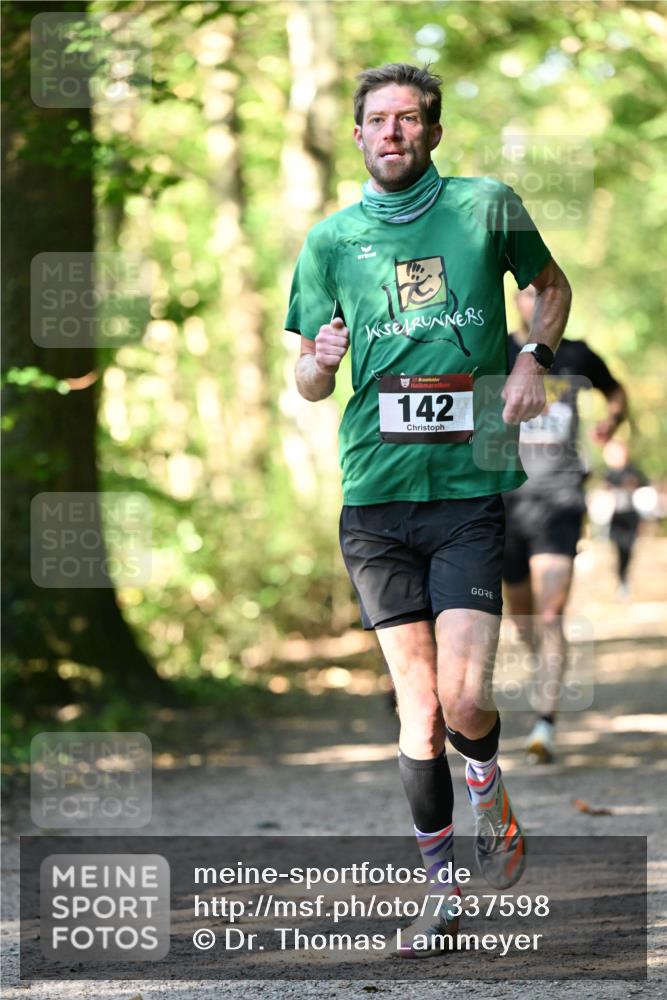 06.10.2024 - Bramfelder Halbmarathon 2024 Dr. Thomas Lammeyer http://msf.ph/oto/7337598 06.10.2024 10:22:15 Laufen 142 meine-sportfotos.de