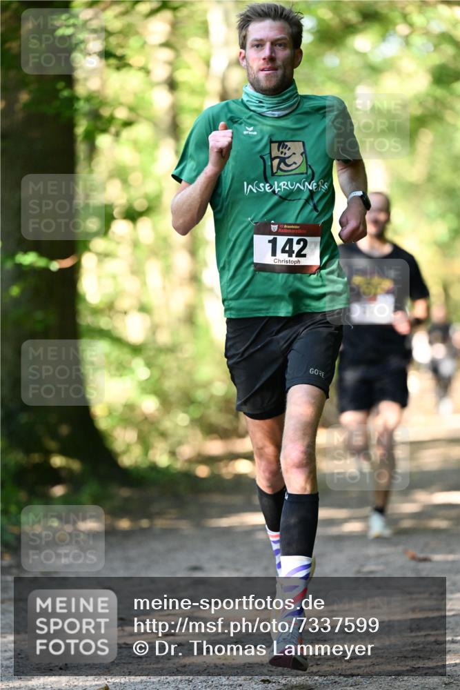 06.10.2024 - Bramfelder Halbmarathon 2024 Dr. Thomas Lammeyer http://msf.ph/oto/7337599 06.10.2024 10:22:16 Laufen 33, 142 meine-sportfotos.de