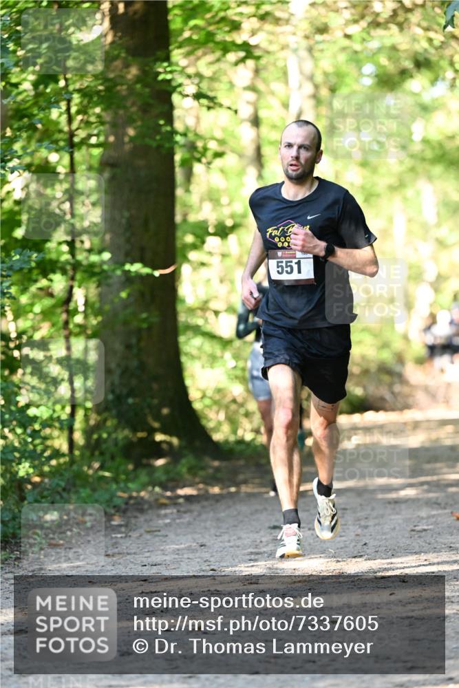 06.10.2024 - Bramfelder Halbmarathon 2024 Dr. Thomas Lammeyer http://msf.ph/oto/7337605 06.10.2024 10:22:17 Laufen 000, 551 meine-sportfotos.de