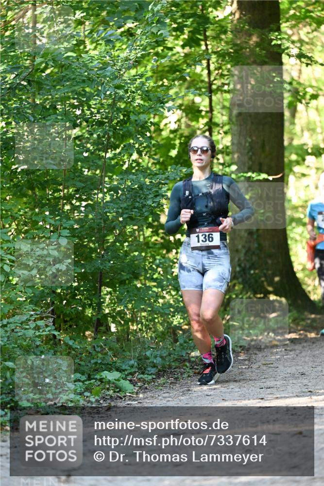 06.10.2024 - Bramfelder Halbmarathon 2024 Dr. Thomas Lammeyer http://msf.ph/oto/7337614 06.10.2024 10:22:19 Laufen 136 meine-sportfotos.de