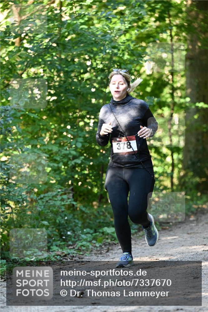 06.10.2024 - Bramfelder Halbmarathon 2024 Dr. Thomas Lammeyer http://msf.ph/oto/7337670 06.10.2024 10:22:30 Laufen 378 meine-sportfotos.de