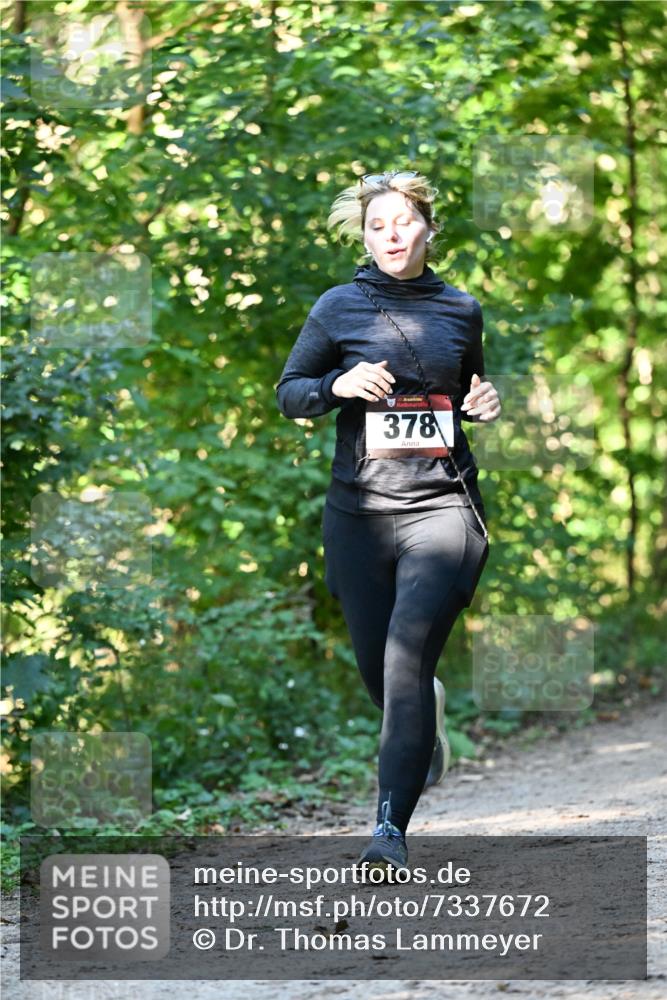 06.10.2024 - Bramfelder Halbmarathon 2024 Dr. Thomas Lammeyer http://msf.ph/oto/7337672 06.10.2024 10:22:30 Laufen 378 meine-sportfotos.de