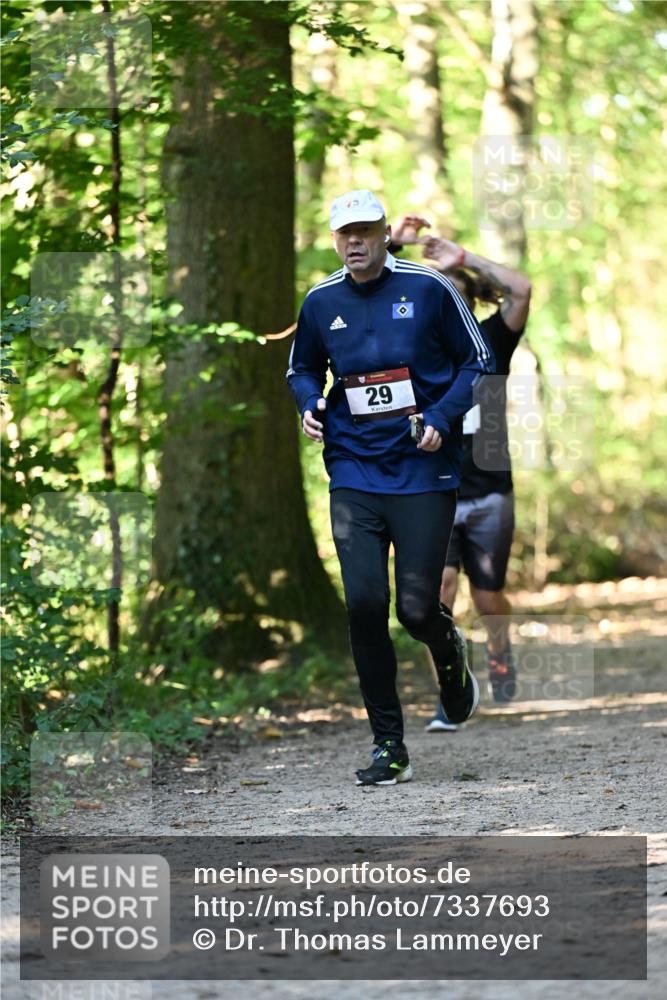 06.10.2024 - Bramfelder Halbmarathon 2024 Dr. Thomas Lammeyer http://msf.ph/oto/7337693 06.10.2024 10:22:39 Laufen 29 meine-sportfotos.de