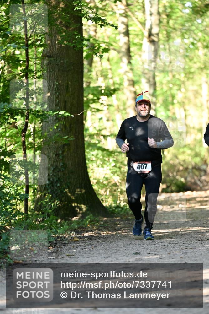 06.10.2024 - Bramfelder Halbmarathon 2024 Dr. Thomas Lammeyer http://msf.ph/oto/7337741 06.10.2024 10:22:58 Laufen 407 meine-sportfotos.de
