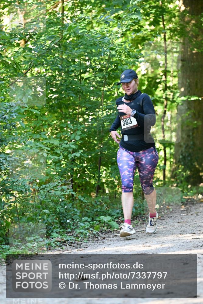 06.10.2024 - Bramfelder Halbmarathon 2024 Dr. Thomas Lammeyer http://msf.ph/oto/7337797 06.10.2024 10:23:20 Laufen 383 meine-sportfotos.de