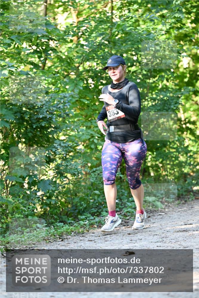 06.10.2024 - Bramfelder Halbmarathon 2024 Dr. Thomas Lammeyer http://msf.ph/oto/7337802 06.10.2024 10:23:20 Laufen 383 meine-sportfotos.de