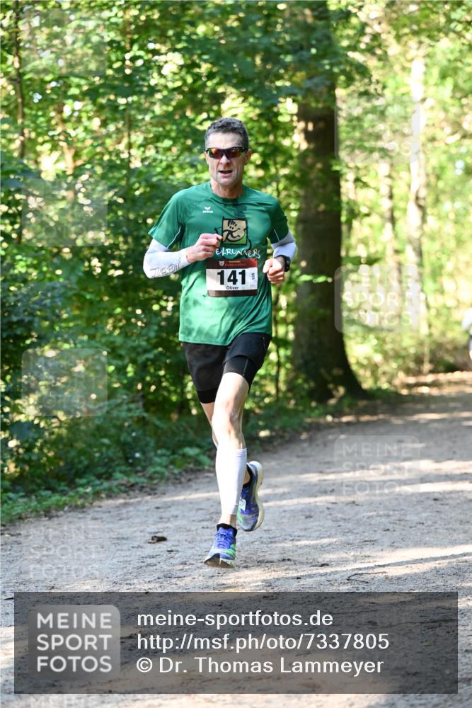 06.10.2024 - Bramfelder Halbmarathon 2024 Dr. Thomas Lammeyer http://msf.ph/oto/7337805 06.10.2024 10:23:22 Laufen 141 meine-sportfotos.de