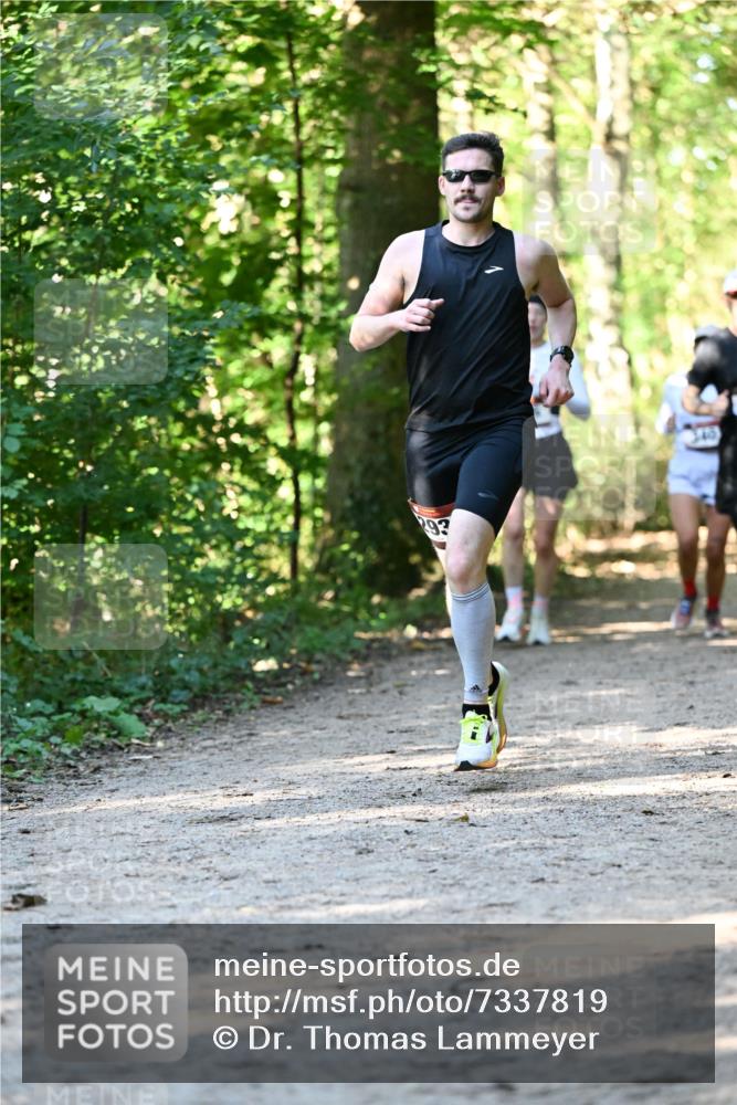06.10.2024 - Bramfelder Halbmarathon 2024 Dr. Thomas Lammeyer http://msf.ph/oto/7337819 06.10.2024 10:23:27 Laufen  meine-sportfotos.de