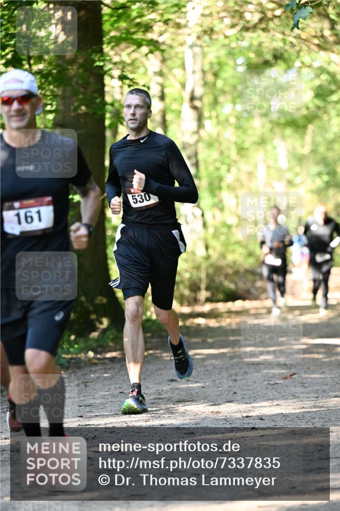 06.10.2024 - Bramfelder Halbmarathon 2024 Dr. Thomas Lammeyer http://msf.ph/oto/7337835 06.10.2024 10:23:30 Laufen 161, 530 meine-sportfotos.de