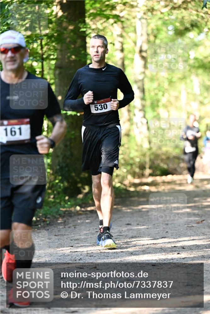 06.10.2024 - Bramfelder Halbmarathon 2024 Dr. Thomas Lammeyer http://msf.ph/oto/7337837 06.10.2024 10:23:30 Laufen 161, 530 meine-sportfotos.de