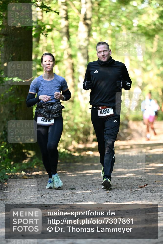 06.10.2024 - Bramfelder Halbmarathon 2024 Dr. Thomas Lammeyer http://msf.ph/oto/7337861 06.10.2024 10:23:36 Laufen 492, 480 meine-sportfotos.de