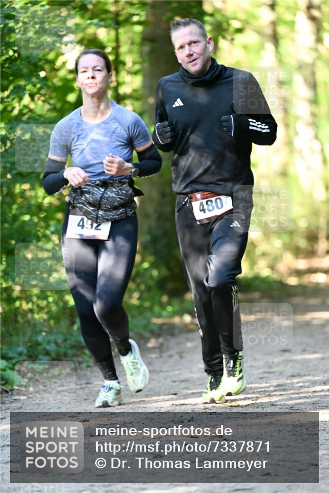 06.10.2024 - Bramfelder Halbmarathon 2024 Dr. Thomas Lammeyer http://msf.ph/oto/7337871 06.10.2024 10:23:37 Laufen 492, 480 meine-sportfotos.de